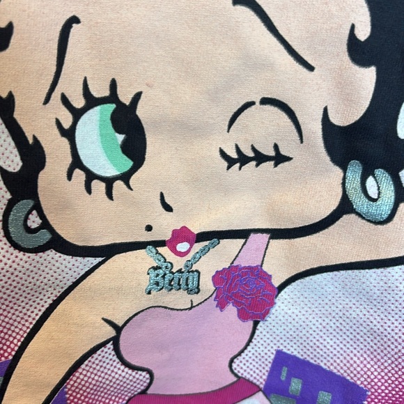 RARE Vintage Betty Boop “Boop in the City” Pink T-shirt - Picture 2 of 3